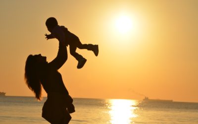 Changement de carrière après un congé maternité : un choix difficile pour les mères