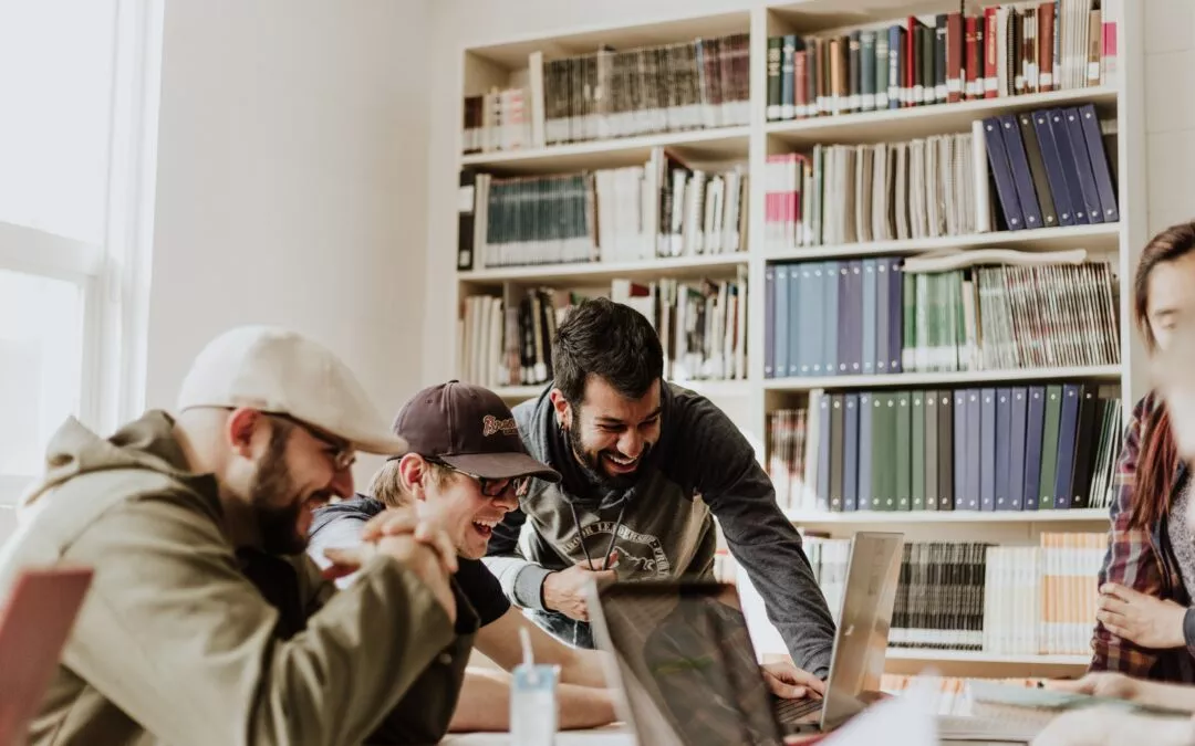 Être jeune entrepreneur féru de technologie et réussir dans le marketing digital